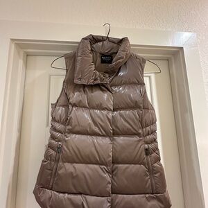 Athleta Shiny Tan Puffer Vest